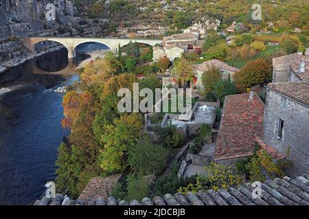 France, Ardeche Balazuc, perched village overlooking the Gorges de l'Ardèche Stock Photo