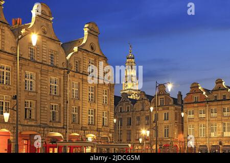 France, Pas-de-Calais, Arras, the city hall's belfry, Grand'Place, night lighting Stock Photo