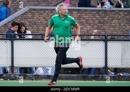 AMERSFOORT, NETHERLANDS - JUNE 19: referee of KNHB during the NK Jong