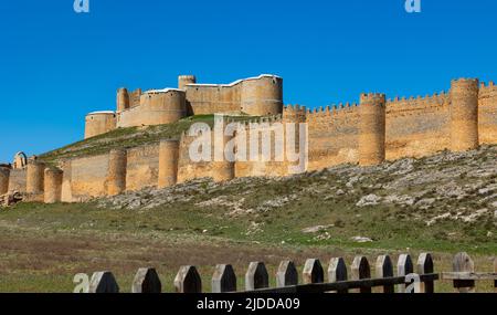 Monumental castle complex of Berlanga de Duero with defensive wall, Spain Stock Photo