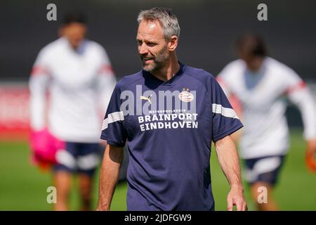 EINDHOVEN, NETHERLANDS - JUNE 20: Assistant coach Fred Rutten of PSV ...