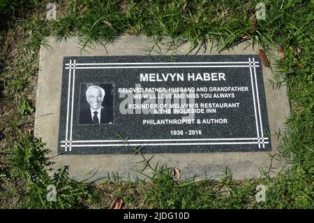 Cathedral City, California, USA 11th June 2022 A general view of atmosphere of Melvyn Haber's Grave at Desert Memorial Park on June 11, 2022 in Cathedral City, California, USA. Photo by Barry King/Alamy Stock Photo Stock Photo