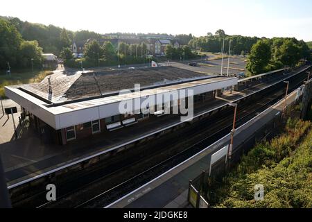 An empty platform at Telford Central Station in Shropshire, as members of the Rail, Maritime and Transport union begin their nationwide strike in a bitter dispute over pay, jobs and conditions. Picture date: Tuesday June 21, 2022. Stock Photo