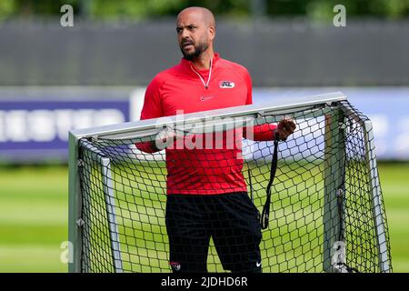 WIJDEWORMER, NETHERLANDS - JUNE 21: Coach Pascal Jansen of AZ during the AZ of First Training Season 2022/2023 at the AFAS Trainingscomplex on June 21, 2022 in Wijdewormer, Netherlands. (Photo by Patrick Goosen/Orange Pictures) Stock Photo