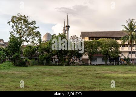 Labuan, Malaysia-June 06, 2021: ViewMasjid Jamek An-Nur (State Mosque) of Labuan island, Malaysia, Labuan town is the capital of the Federal Territory Stock Photo