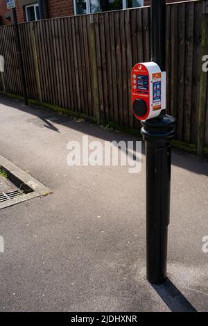 JOJU lamppost street EV charging point at Eastleigh town centre hampshire UK. Stock Photo