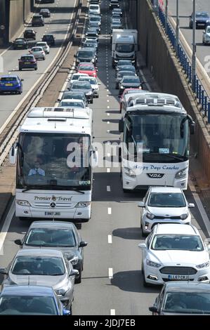 A38M Aston Expressway, Birmingham, England, June 21st 2022. Commuters are stuck in huge tailbacks in the rush hour race to get home after rail workers walked out on strike for a 7 percent wage increase across the British networks. Traffic out of the city on the A38M Aston Expressway towards Spaghetti Junction and the M6 were packed together like sardines. Pic by Credit: Stop Press Media/Alamy Live News Stock Photo