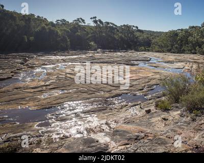 Sandstone bar below Coalcliff Dam, Illawarra, New South Wales Stock Photo