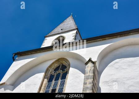 Kefermarkt, Kirche, Wallfahrtskirche, Gotik, gotisch, Joch, Schiff, Langhaus, Turm, Kirchturm, Fenster, Kirchenfenster, Hallenkirche, Architektur, Det Stock Photo