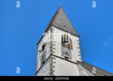 Kefermarkt, Kirche, Wallfahrtskirche, Gotik, gotisch, Joch, Schiff, Langhaus, Turm, Kirchturm, Fenster, Kirchenfenster, Hallenkirche, Architektur, Det Stock Photo