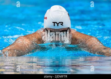 Budapest, Hungary. 22nd June, 2022. Nic Fink of United States competes in the 200m Breaststroke Men Heats during the FINA 19th World Championships at Duna Arena in Budapest (Hungary), June 22th, 2022. Nic Fink placed 9th. Photo Andrea Staccioli/Deepbluemedia/Insidefoto Credit: insidefoto srl/Alamy Live News Stock Photo