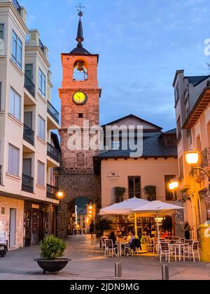 Spain, Ponferrada, Castilla y Leon. Torre del Reloj, Clock Tower, 16th Century. The only remaining original gate to the city's medieval wall. Stock Photo