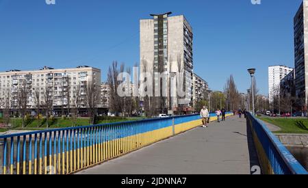 Kiev, Ukraine April 28, 2021: Pedestrian bridge Rusanivka district of Kiev city Stock Photo