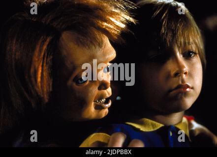 CHUCKY,VINCENT, CHILD'S PLAY 2, 1990 Stock Photo