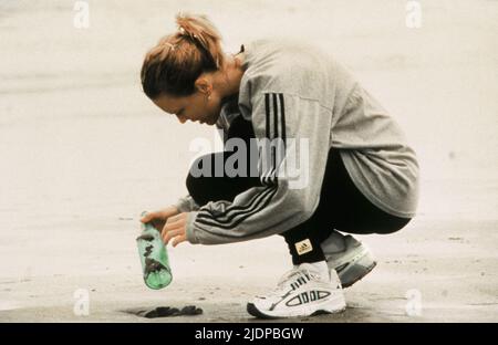 ROBIN WRIGHT, MESSAGE IN A BOTTLE, 1999 Stock Photo