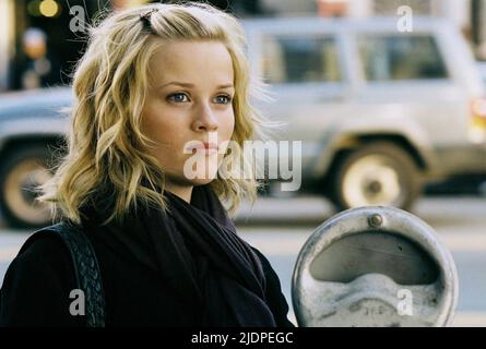 REESE WITHERSPOON, JUST LIKE HEAVEN, 2005 Stock Photo