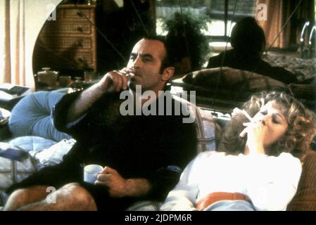 HOSKINS,MIRREN, THE LONG GOOD FRIDAY, 1980 Stock Photo