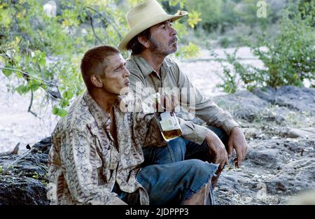 PEPPER,JONES, THE THREE BURIALS OF MELQUIADES ESTRADA, 2005, Stock Photo