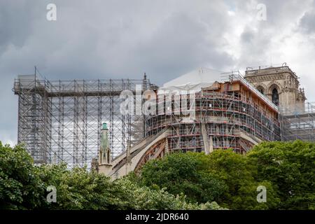 Scaffolding on the fire-damaged Notre-Dame de Paris in Paris, France, Wednesday, May 25, 2022.Photo: David Rowland / One-Image.com Stock Photo