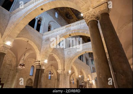 Bari, Puglia, Italy. August 2021. Beautiful view inside the basilica of San Nicola, in Bari Vecchia, is the best example of Apulian Romanesque. Stock Photo