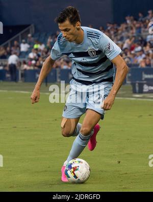 Kansas City, Kansas, USA. 22nd June, 2022. Sporting KC forward Daniel Salloi #20 carries the offense during the first half of the game. (Credit Image: © Serena S.Y. Hsu/ZUMA Press Wire) Stock Photo