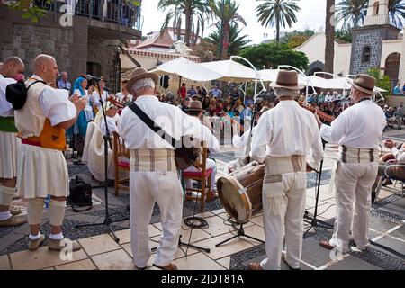 Folklore show at Pueblo Canario, musicians with traditional costumes at Parque Doramas, Las Palmas, Grand Canary, Canary islands, Spain, Europe Stock Photo