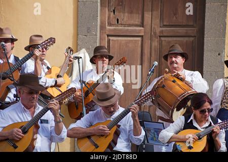 Folklore show at Plaza del Pilar Nuevo, musicians with traditional costumes, Plaza del Pilar Nuevo, Vegueta, Las Palmas, Grand Canary, Canary islands Stock Photo