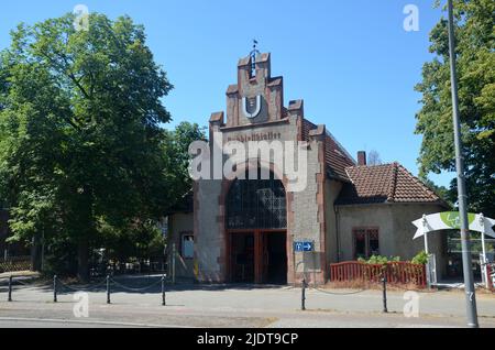 Eingang zum U-Bahnhof Podbielskiallee in Dahlem Stock Photo