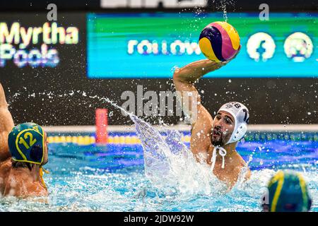 SZEGED, HUNGARY - JUNE 23: Viktor Rasovic of Serbia during the FINA World Championships Budapest 2022 match between Serbia and Australia on June 23, 2022 in Szeged, Hungary (Photo by Albert ten Hove/Orange Pictures) Stock Photo