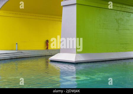 Knoxville,Tennessee, USA - May 28, 2022:  The rainbow colors of the Clinch Avenue bridge celebrates the 40th anniversay of World Fair park downtown Kn Stock Photo