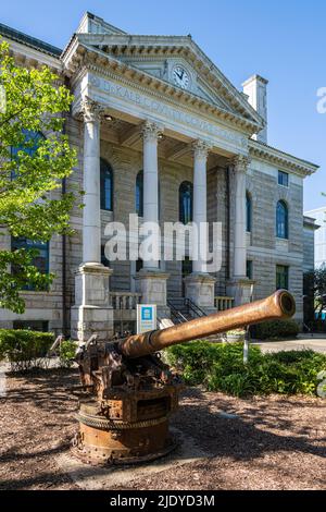 The Old Courthouse on the Square (DeKalb County Court House) which now houses the DeKalb History Center & Museum in downtown Decatur, Georgia. (USA) Stock Photo