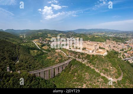 Aerial view of the Rocca Albornoziana fortress and the aqueduct of Spoleto. Spoleto, Perugia district, Umbria, Italy, Europe. Stock Photo