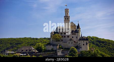 Marksburg, the only medieval hilltop castle on the Middle Rhine that has never been destroyed, Braubach, Rhineland-Palatinate, Germany Stock Photo