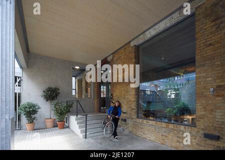 New main entrance. 16 Chart Street Engineers Office, London, United ...