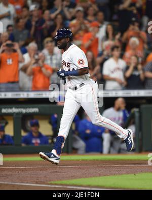 Astros notebook: Yordan Álvarez 'mad for the right reasons