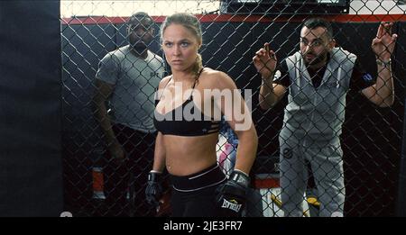 RONDA ROUSEY, ENTOURAGE, 2015 Stock Photo - Alamy