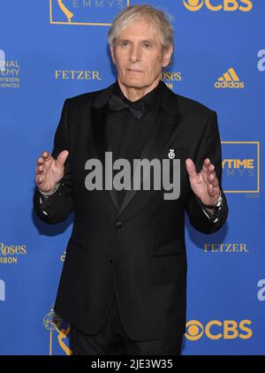 Los Angeles, USA. 24th June, 2022. Michael Bolton arrives at the 49th Annual Daytime Emmy Awards held at the Pasadena Convention Center in Pasadena, CA on Friday, ?June 24, 2022. (Photo By Sthanlee B. Mirador/Sipa USA) Credit: Sipa USA/Alamy Live News Stock Photo