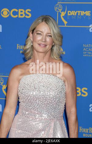 LOS ANGELES - JUN 24: Cynthia Watros, Curtis Gilliland at the 49th