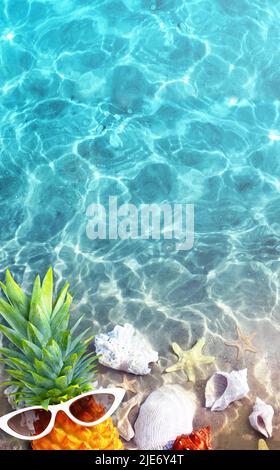 Pineapple water iPhone background tumblr cool  Summer wallpaper, Tumblr  wallpaper, Wallpaper