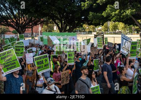 Los Angeles, California, USA. 24th June, 2022. Hundreds of abortion-rights protesters march through Downtown Los Angeles after Roe v. Wade ruling. (Credit Image: © Raquel Natalicchio/ZUMA Press Wire) Stock Photo