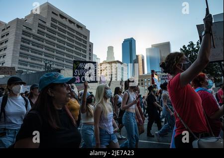 Los Angeles, California, USA. 24th June, 2022. Hundreds of abortion-rights protesters march through Downtown Los Angeles after Roe v. Wade ruling. (Credit Image: © Raquel Natalicchio/ZUMA Press Wire)