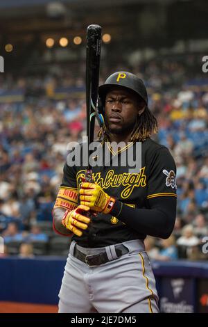 Pittsburgh Pirates' Oneil Cruz waits his turn in the batting cage