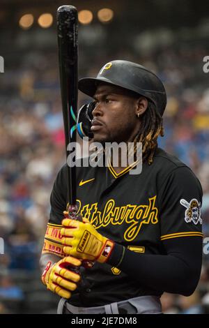 Pittsburgh, USA. June 25, 2022: Pittsburgh Pirates shortstop Oneil Cruz  (15) waits on deck during the MLB game between Pittsburg Pirates and Tampa  Bay Rays St. Petersburg, FL. Tampa Bay Rays defeat