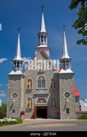 Sainte-Famille church in summer, Sainte-Famille, Ile d'Orleans, Quebec, Canada. Stock Photo