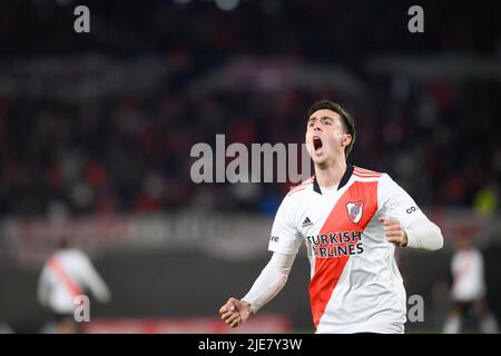 Buenos Aires, Argentina. 25th June, 2022. Jose Paradela of River Plate celebrates after scoring the first goal of his team during a match between River Plate and Lanus as part of Liga Profesional 2022 at Antonio Vespucio Liberti Stadium. Final Score: River Plate 2 - 1 Lanus (Photo by Manuel Cortina/SOPA Images/Sipa USA) Credit: Sipa USA/Alamy Live News Stock Photo