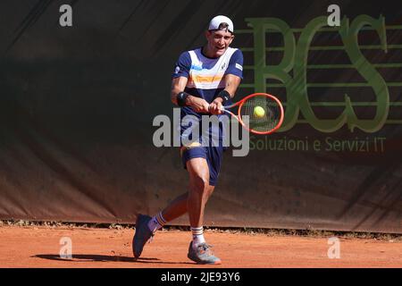 June 25, 2022, Milan, Italy: Italy, Milan, june 25 2022: Francesco Passaro during tennis match FRANCESCO PASSARO (ITA) vs FABIAN MAROZSAN (RUS) Semifinal ATP Challenger Milan at Aspria Harbour Club  (Credit Image: © Fabrizio Andrea Bertani/Pacific Press via ZUMA Press Wire) Stock Photo