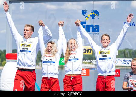 Budapest, Hungary. 26th June, 2022. HUN Hungary, ROHACS Reka, OLASZ Anna, BETLEHEM David, RASOVSZKY Kristof, Silver Medal4x1500m Mixed Relay Final Open Water Swimming FINA 19th World Championships Budapest 2022 Budapest, Lupa Lake 26/06/22 Photo Giorgio Scala/Deepbluemedia/Insidefoto Credit: insidefoto srl/Alamy Live News Stock Photo