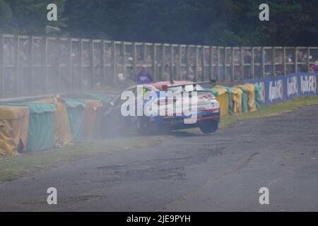 Croft, England, 26 Jun 2022. James Garnall crashing a Hyundai during the second race in the Kwik Fit British Touring Car Championship. Credit: Colin Edwards/Alamy Live News Stock Photo