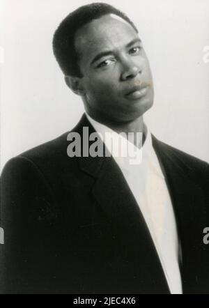 THE O.J. SIMPSON STORY, Bobby Hosea, James Handy, 1995. TM and ...