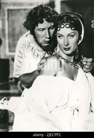 PATRICIA LAFFAN PETER USTINOV QUO VADIS (1951 Stock Photo - Alamy